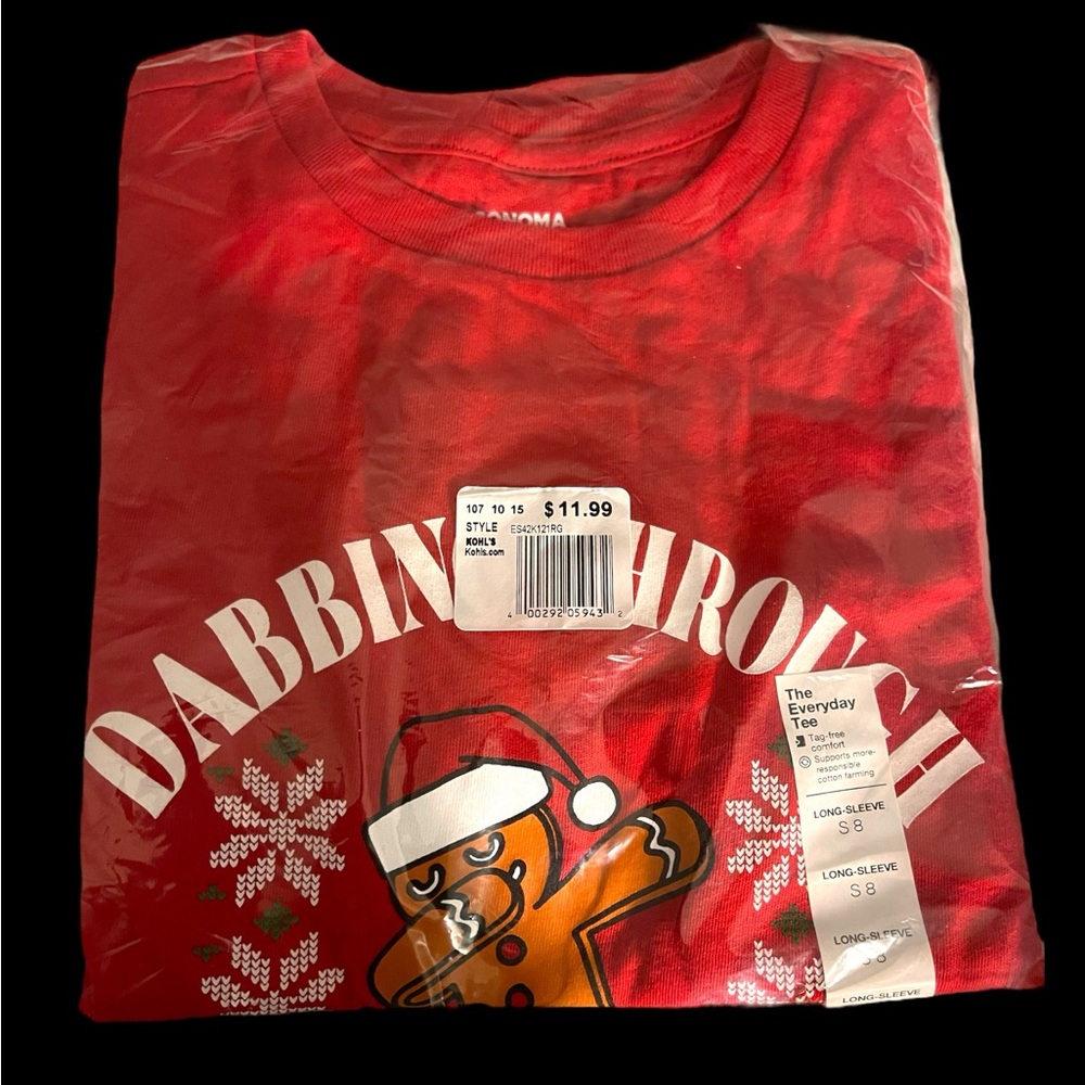 Dabbing through the snow gingerbread Shirt NIB